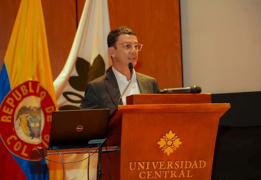 Lección Inaugural de la Facultad de Ciencias Empresariales y Jurídicas de la Universidad Central